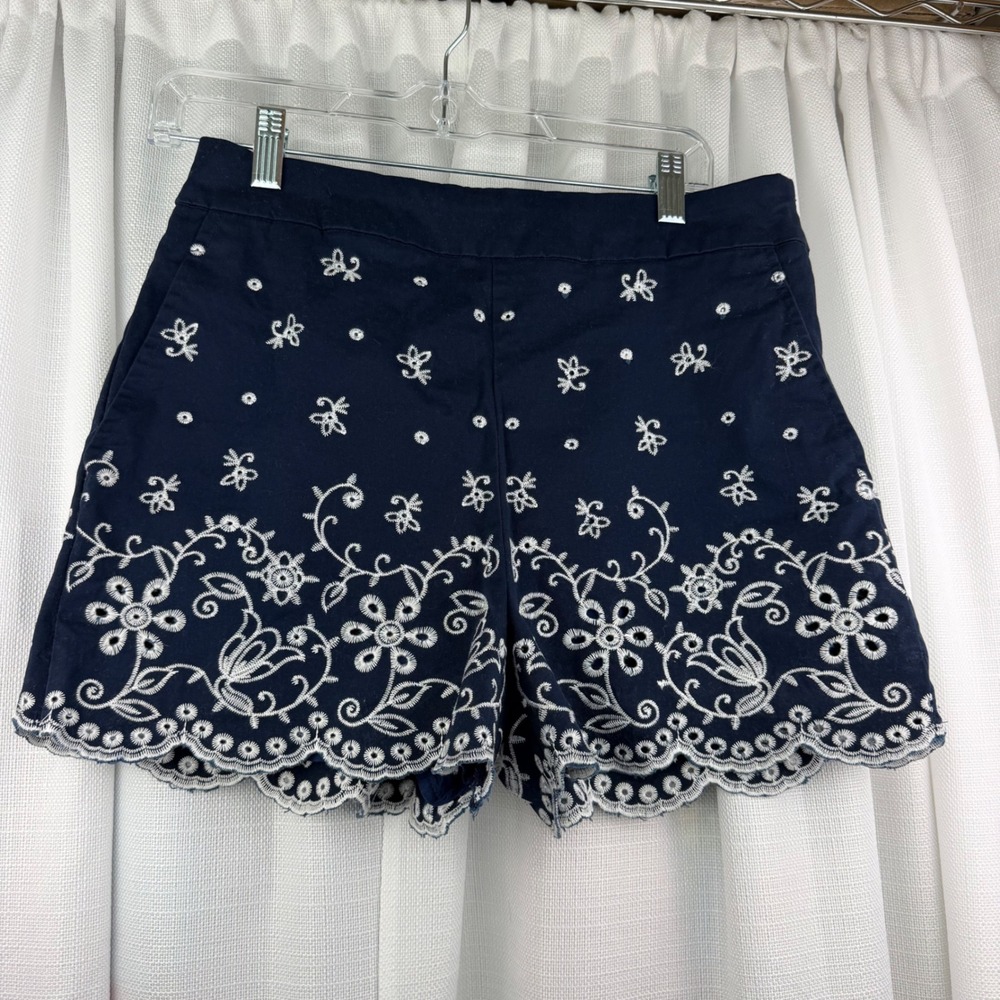 Mi Ami Navy Blue Eyelet Embroidered High Waist Lined Pockets Shorts Large